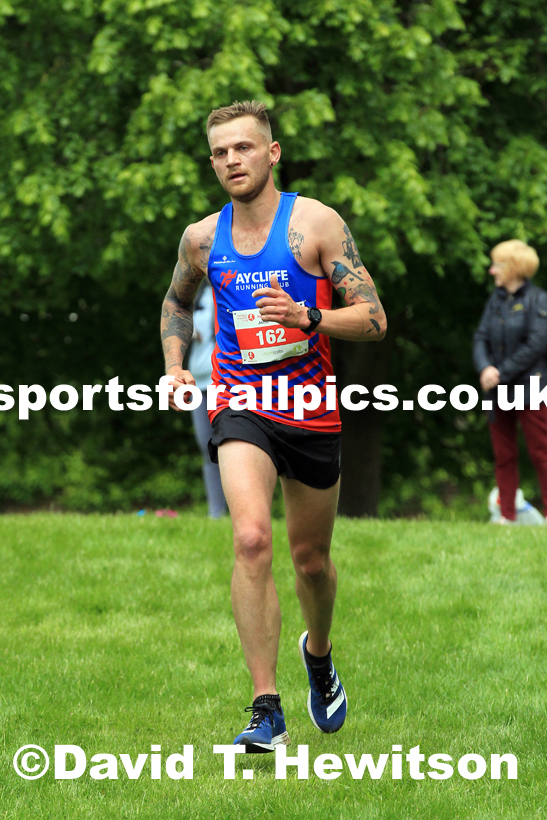 The 2022 Raby Caste 10k Road Race, County Durham. Photo: David T. Hewitson/Sports for All Pics